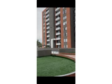 VENDO APARTAMENTO PRIMER PISO VALLE DEL LILI, CALI