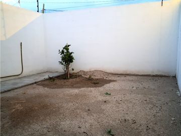 CASA EN RENTA EN CERCA DE KELLOGGS EN BAOBA QUERETARO GAA