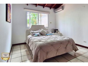 En venta casa en El Cangrejo