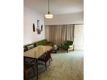 OPORTUNIDAD CASA EN CASTELAR SUR!!