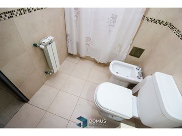 VENTA DEPARTAMENTO DOS DORMITORIOS SOBRE AV. BELGRANO