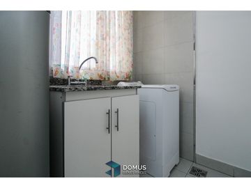 VENTA DEPARTAMENTO DOS DORMITORIOS SOBRE AV. BELGRANO