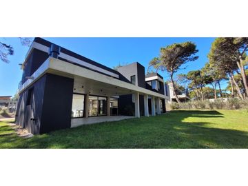 Casa Venta y Alquiler Pinamar Pionero