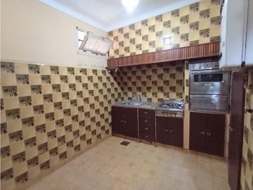 VENTA PH 3 AMBIENTES CON GARAJE apto local y acepta permuta