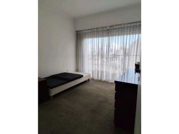 Venta Departamento 3 ambientes con balcón a la calle! MACROCENTRO