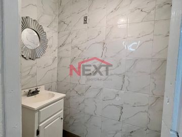 Casa en Renta REPUBLICA Pte., ??Zona Comercial ( 6 espacios)