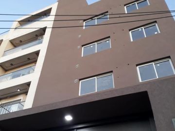 2 AMB. A ESTRENAR, ENTREGA INMEDIATA. MUY BUENA UBICACIÓN. LANUS O.