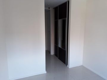 DEPARTAMENTO DE 1 DORMITORIO A ESTRENAR + EN VENTA + EDIFICIO DE BUENA CATEGORÍA CON PILETA, QUINCHOS Y COCHERAS. + NUEVA CÓRDOBA