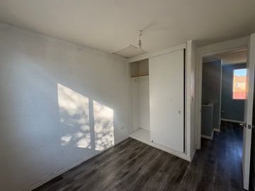 IMPECABLE CASA EN VENTA, CON GRAN TERRENO Y POTENCIAL