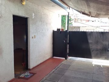 VENTA PH  3AMB- MORON SUR