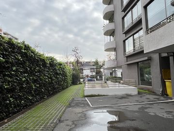 ARRIENDO AMPLIO Y LUMINOSO DEPTO 3 DORM 2 BANOS 1 ESTAC 1BOD