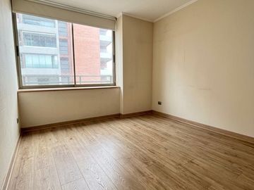 ARRIENDO AMPLIO Y LUMINOSO DEPTO 3 DORM 2 BANOS 1 ESTAC 1BOD