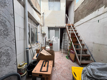 SE VENDE AMPLIA CASA SOLO AL CONTADO 122M2