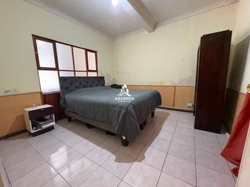 SE VENDE AMPLIA CASA SOLO AL CONTADO 122M2