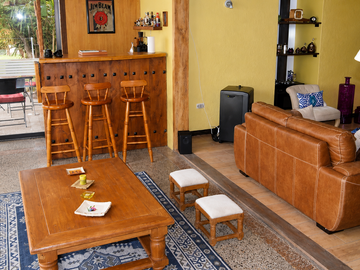 GRAN OPORTUNIDAD / CASA PRINCIPAL MÁS CASA INTERIOR / 5000MT