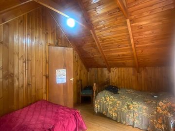 EN VENTA LINDA CABAÑA EN LOS LLEUQUES, PINTO