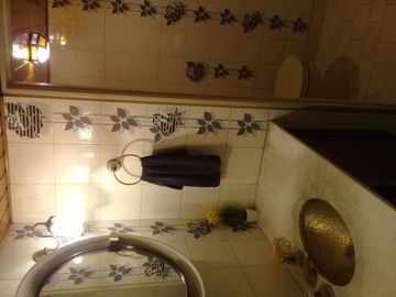 Excelente propiedad 5 amb en el barrio parque sur horeis con lote de 20 x 25 parque y pileta