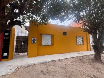 Departamento Tipo Casa en alquiler en Villa Dominico