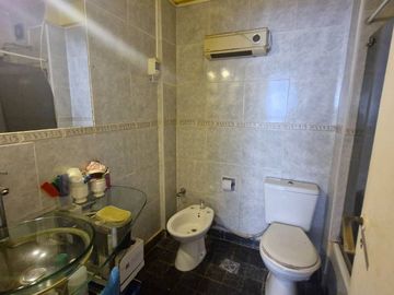 Venta depto 2 Amb bcon y lavadero en Constitucion