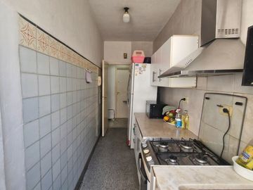 Venta depto 2 Amb bcon y lavadero en Constitucion