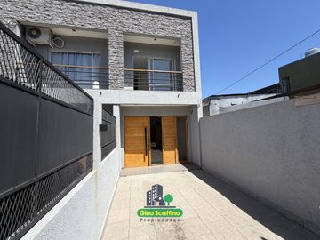 Excelente PH Duplex en Alquiler en el centro de General Rodriguez