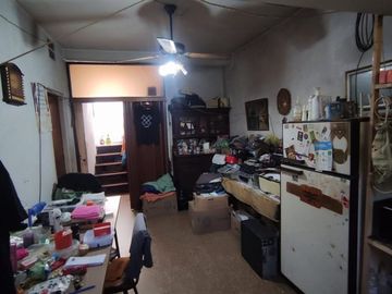 VENTA CASA Y LOCAL A RECICLAR  EN VILLA ADELINA
