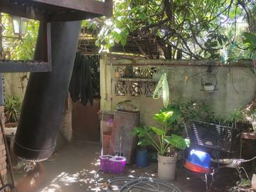VENTA CASA Y LOCAL A RECICLAR  EN VILLA ADELINA