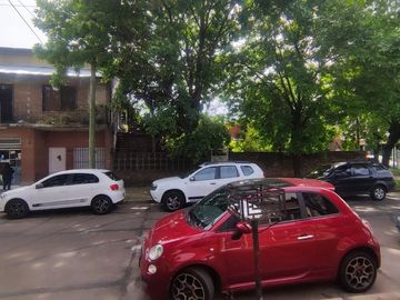 VENTA CASA Y LOCAL A RECICLAR  EN VILLA ADELINA