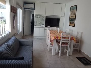 VENTA DE CASA CENTRICA DE 3 DORMITORIOS EN TANDIL