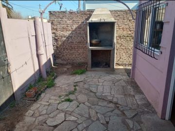 CASA MAS DEPARTAMENTO ZONA HIPODRÓMO