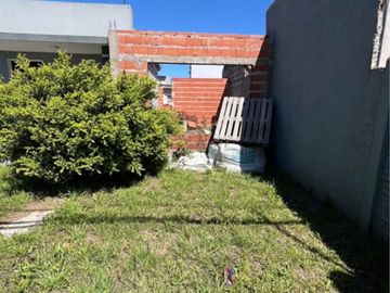 CASA MAS DEPARTAMENTO ZONA HIPODRÓMO