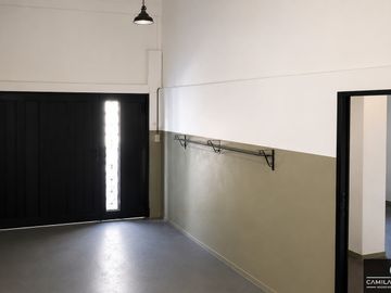 Galpón en alquiler de 340m2 ubicado en Villa del Parque