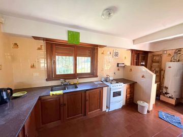 Chalet en venta c/ cochera en Zona Centro
