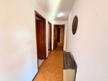 Chalet en venta c/ cochera en Zona Centro