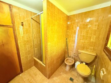 Chalet en venta c/ cochera en Zona Centro
