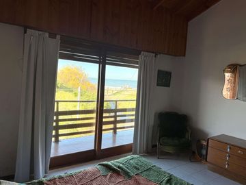 Chalet en venta c/ cochera en Zona Centro