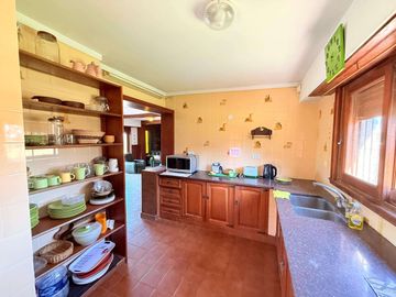Chalet en venta c/ cochera en Zona Centro