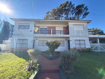 Departamento en venta c/ cochera en Zona Sur