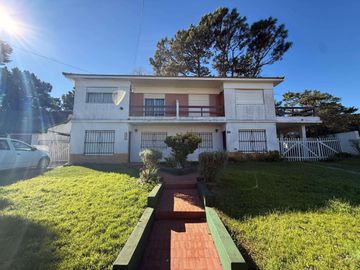 Departamento en venta c/ cochera en Zona Sur