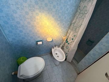 Departamento en venta c/ cochera en Zona Sur
