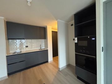 AMPLIO DEPARTAMENTO DE 1 DORMITORIO EST Y BODEGA