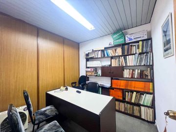 LOCAL EN VENTA ZONA COMERCIAL LOMAS DE ZAMORA