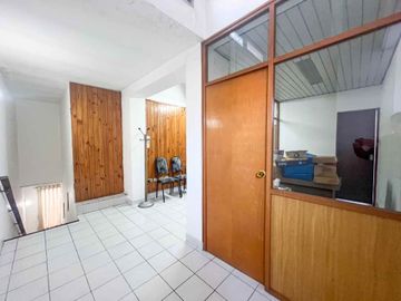 LOCAL EN VENTA ZONA COMERCIAL LOMAS DE ZAMORA