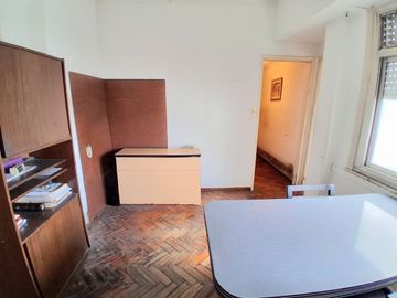 DEPARTAMENTO 3 AMB EN VENTA FLORES CON BALCON