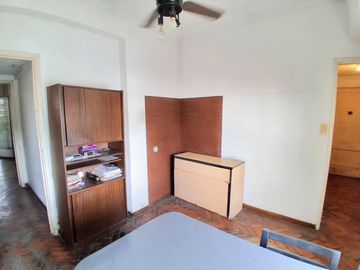 DEPARTAMENTO 3 AMB EN VENTA FLORES CON BALCON