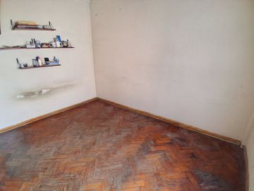 DEPARTAMENTO 3 AMB EN VENTA FLORES CON BALCON