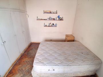 DEPARTAMENTO 3 AMB EN VENTA FLORES CON BALCON