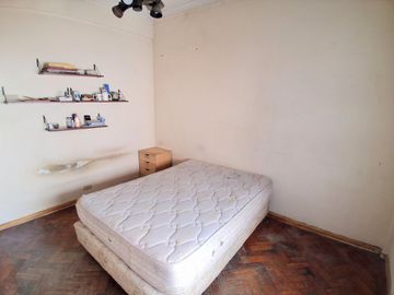 DEPARTAMENTO 3 AMB EN VENTA FLORES CON BALCON