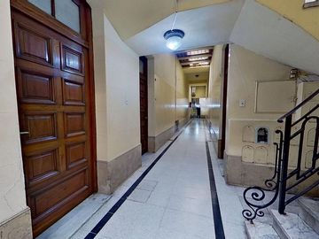 VENTA con RENTA  3 amb y 1/2 - Monserrat