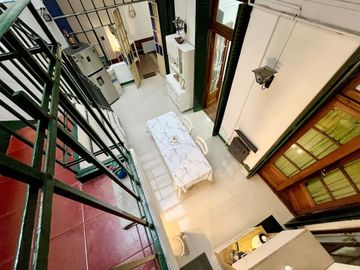 VENTA con RENTA  3 amb y 1/2 - Monserrat